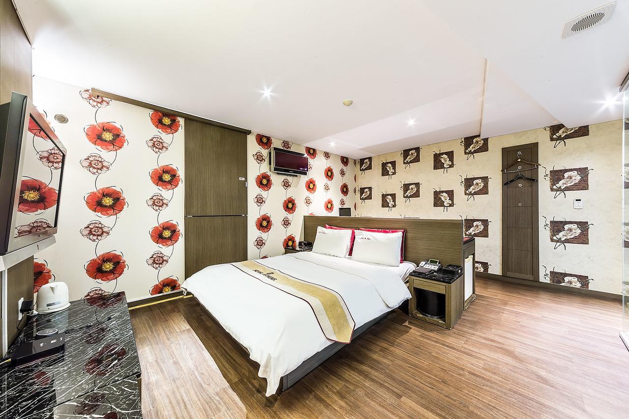 Flower Hotel Seoul Exterior photo